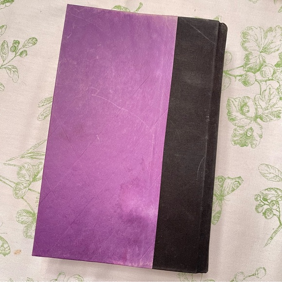 Harry Potter and the Half-Blood Prince Book 6 - Picture 3 of 5